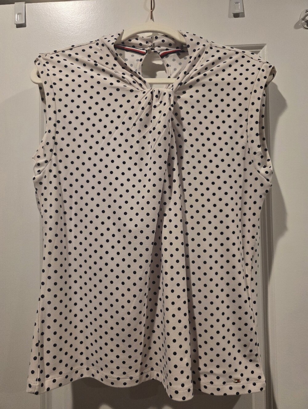 Tommy Hilfiger White Sleeveless Polka Dot Knot-Neck Blouse